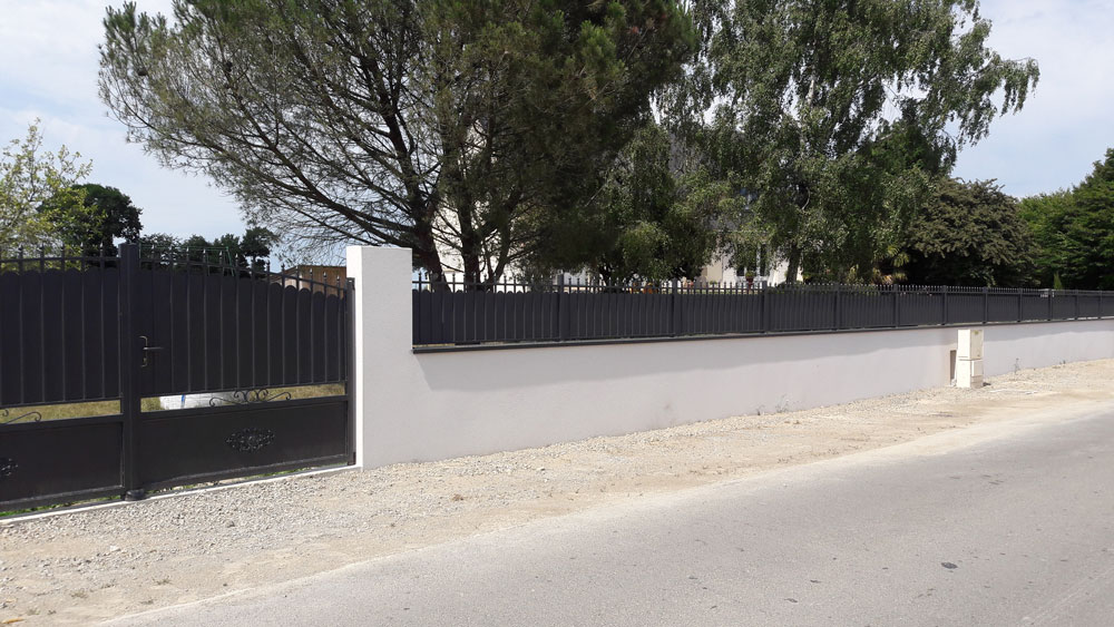 muret-cloture aluminium cara fermtures-saint-gregoire