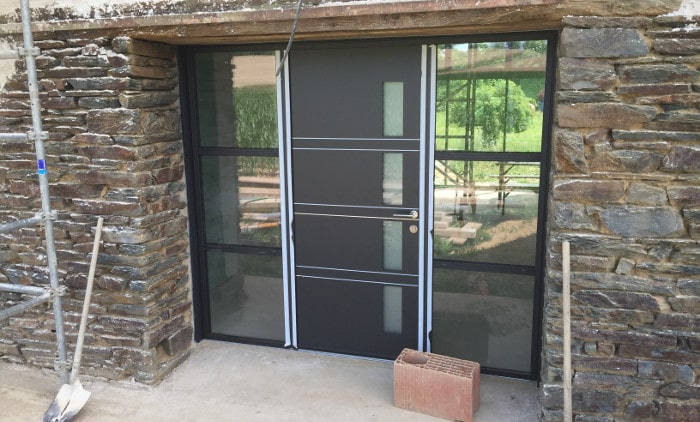 porte entree longere saint-gregoire