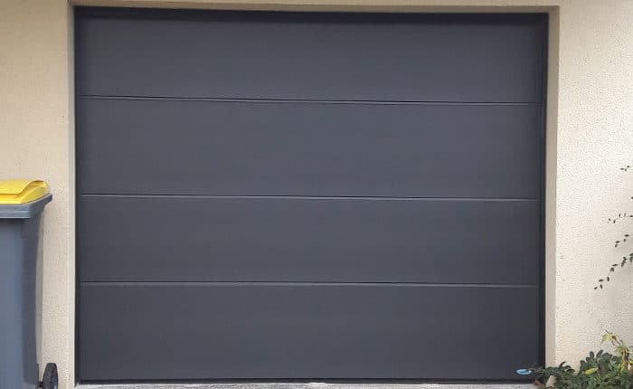 porte-garage-sectionnelle-motorisee