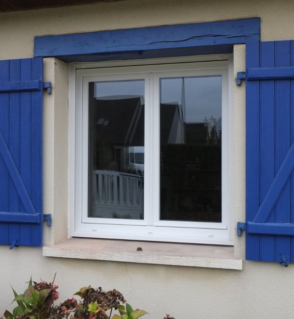 fenetrea serena exterieur Chartres de Bretagne