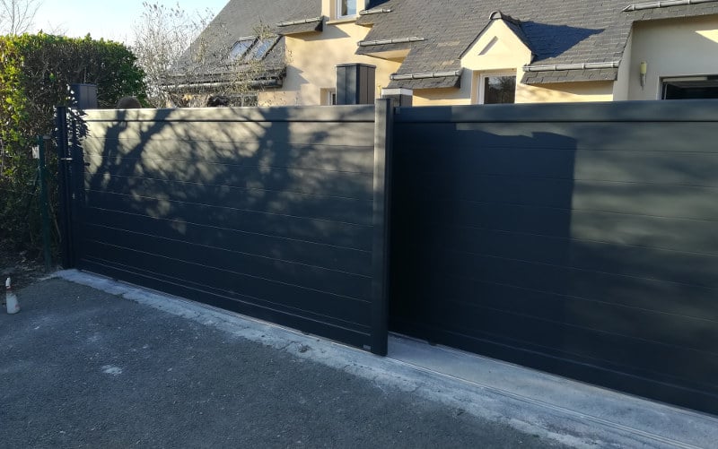 pace portail double motorise