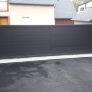 chapelle-fougeretz portail coulissant occultant