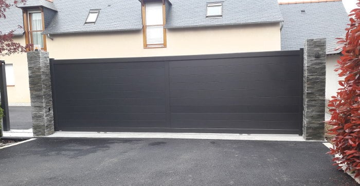 chapelle-fougeretz pose portail coulissant