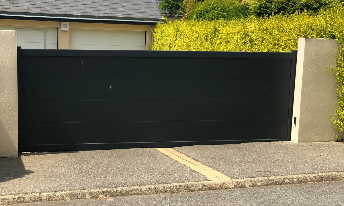 pente portail coulissant alu Laillé 35