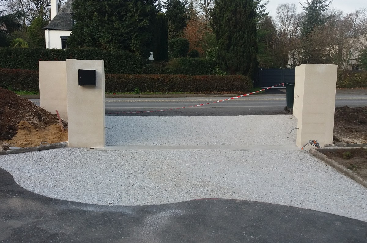 Chapelle-Bouexic pilier portail