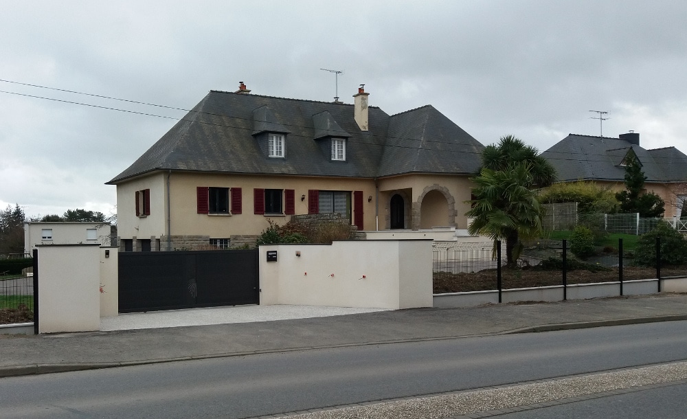 Chapelle Bouexic portail alu motorise