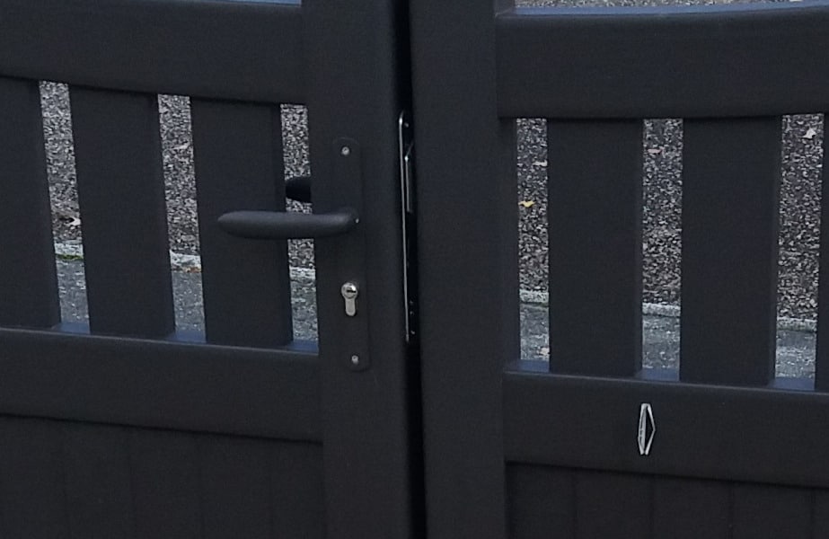 bruz reno portail poignee