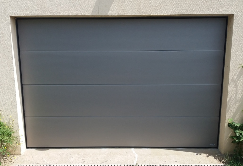 Chartres de Bretagne Porte de garage