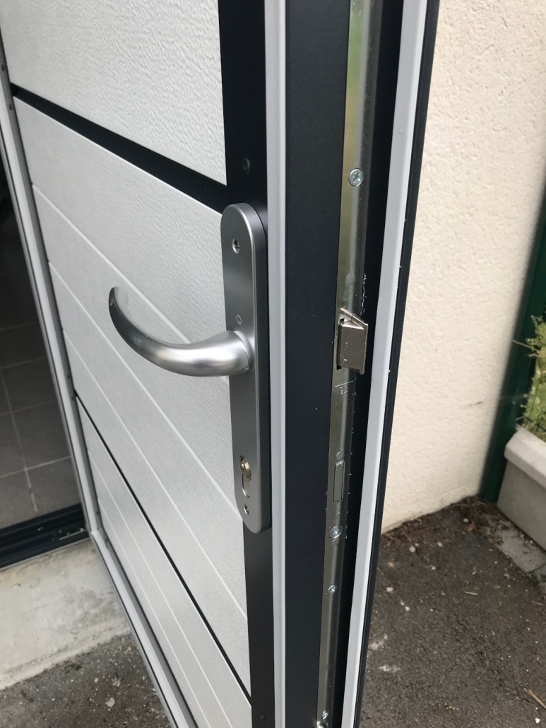 porte garage basculante securite