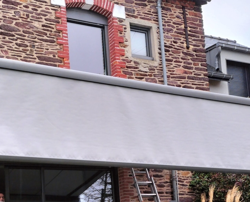 rennes store banne lambrequin