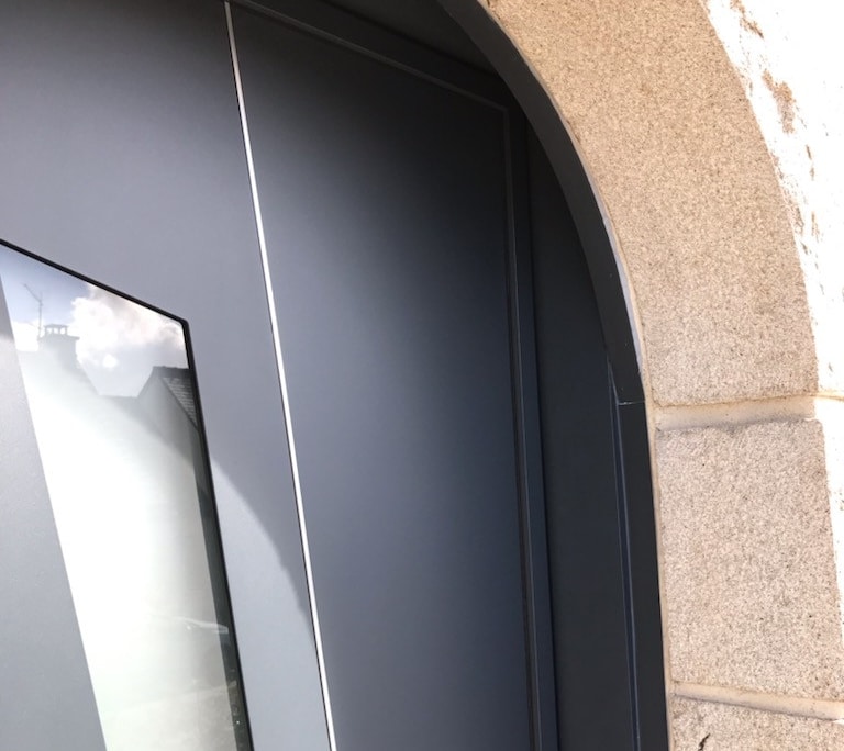 grand fougeray porte alu vitrage