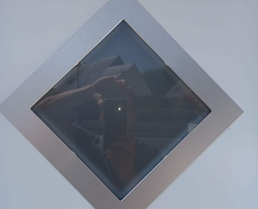 rennes porte garage hublot