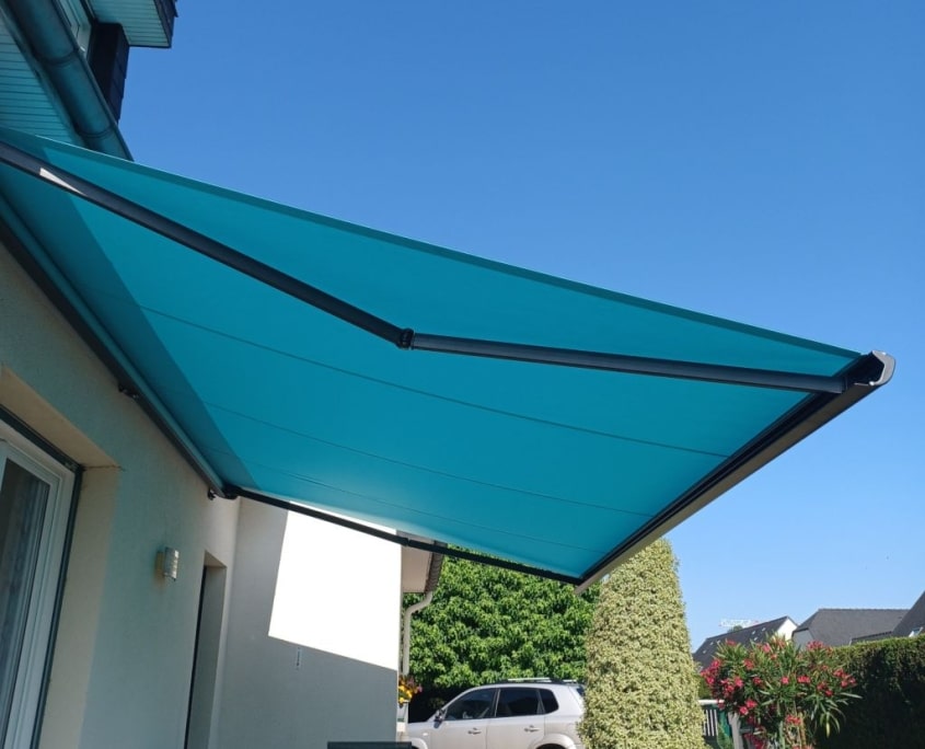 bruz store banne motorise